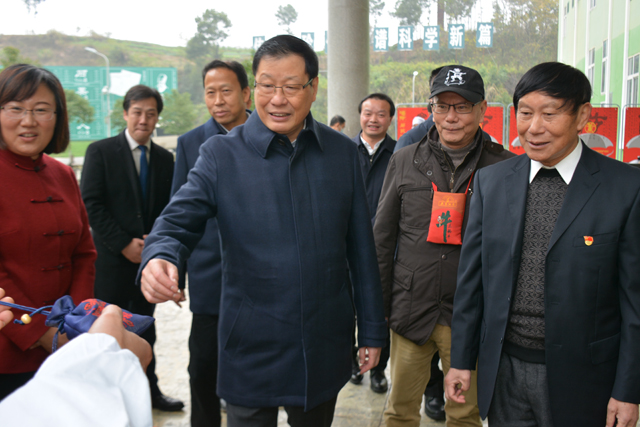 湖北省委書記應勇考察李時珍醫藥集團